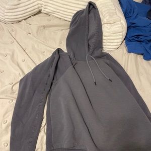 Under Armour Sweatshirt